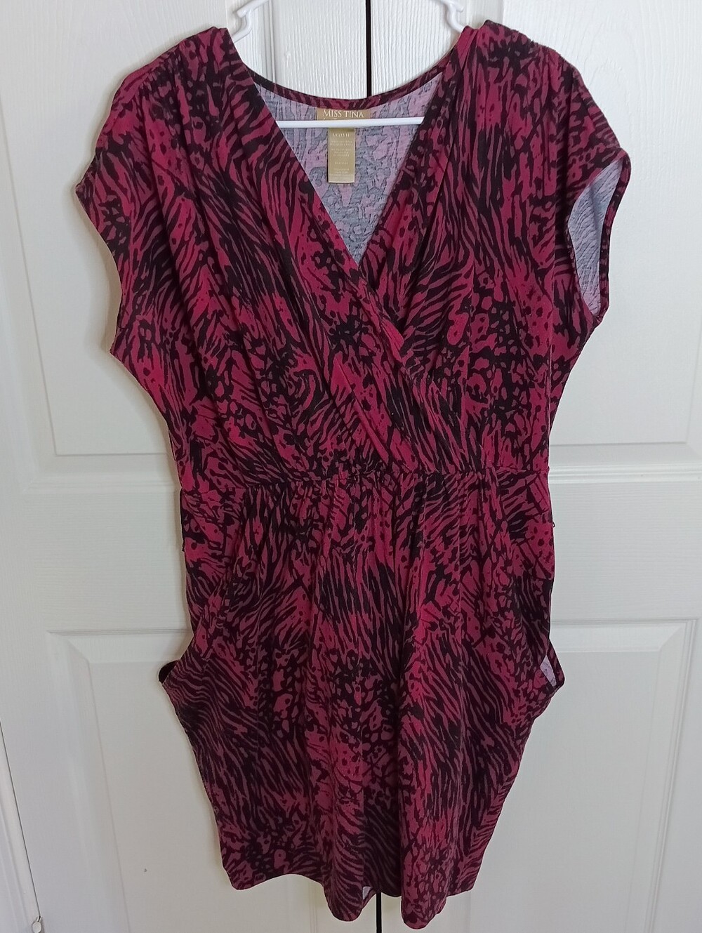 Miss Tina Black and Wine Red Printed‎ Tunic Top